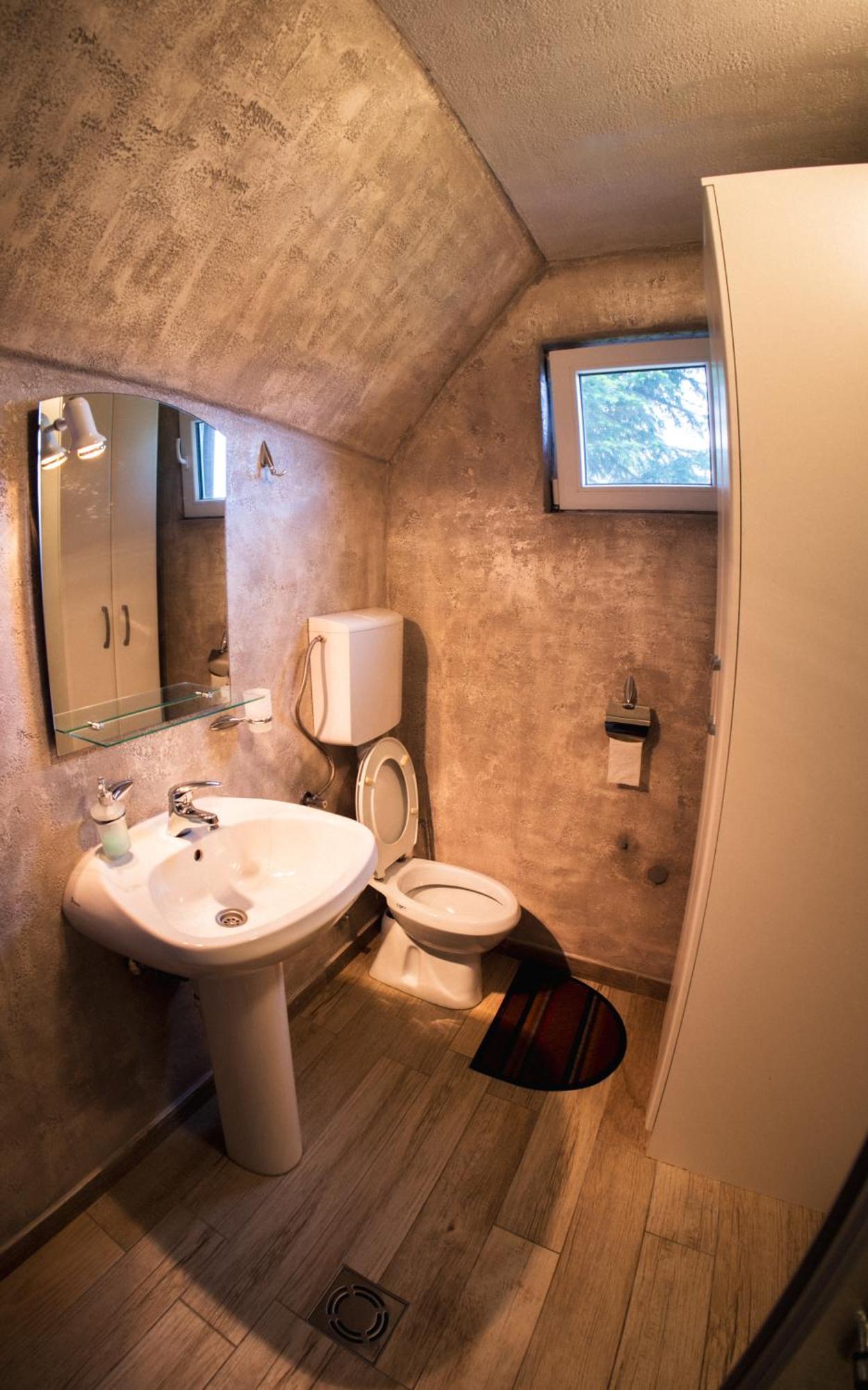 Готель Detached House Milivoje Poscenje Екстер'єр фото